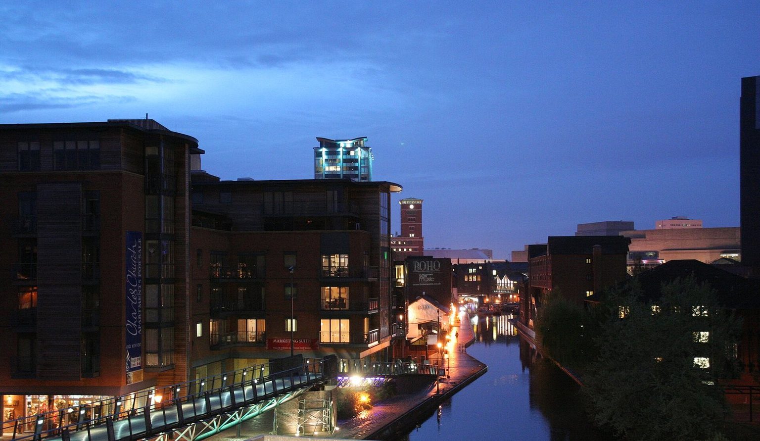 Gas Street Basin, Birmingham, in the evening