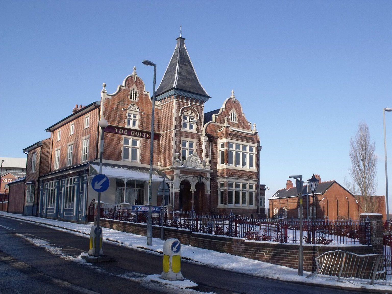 The Holte, the public house on Trinity Road beside Villa Park